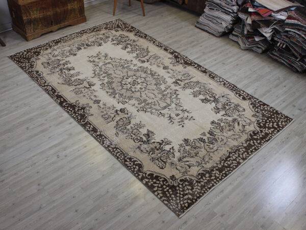 Vintage Hand-Woven Wool Rug, Handmade rug, wool wool/weave, size 161 × 282 cm, from Anatolia, SKU 10570