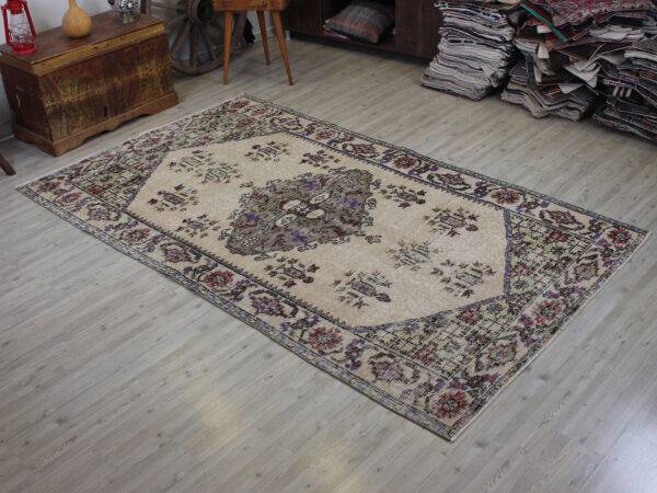 Handmade Wool Rug, Handmade rug, wool, cotton & silk wool/weave, size 160 × 269 cm, from Kars, SKU 10586