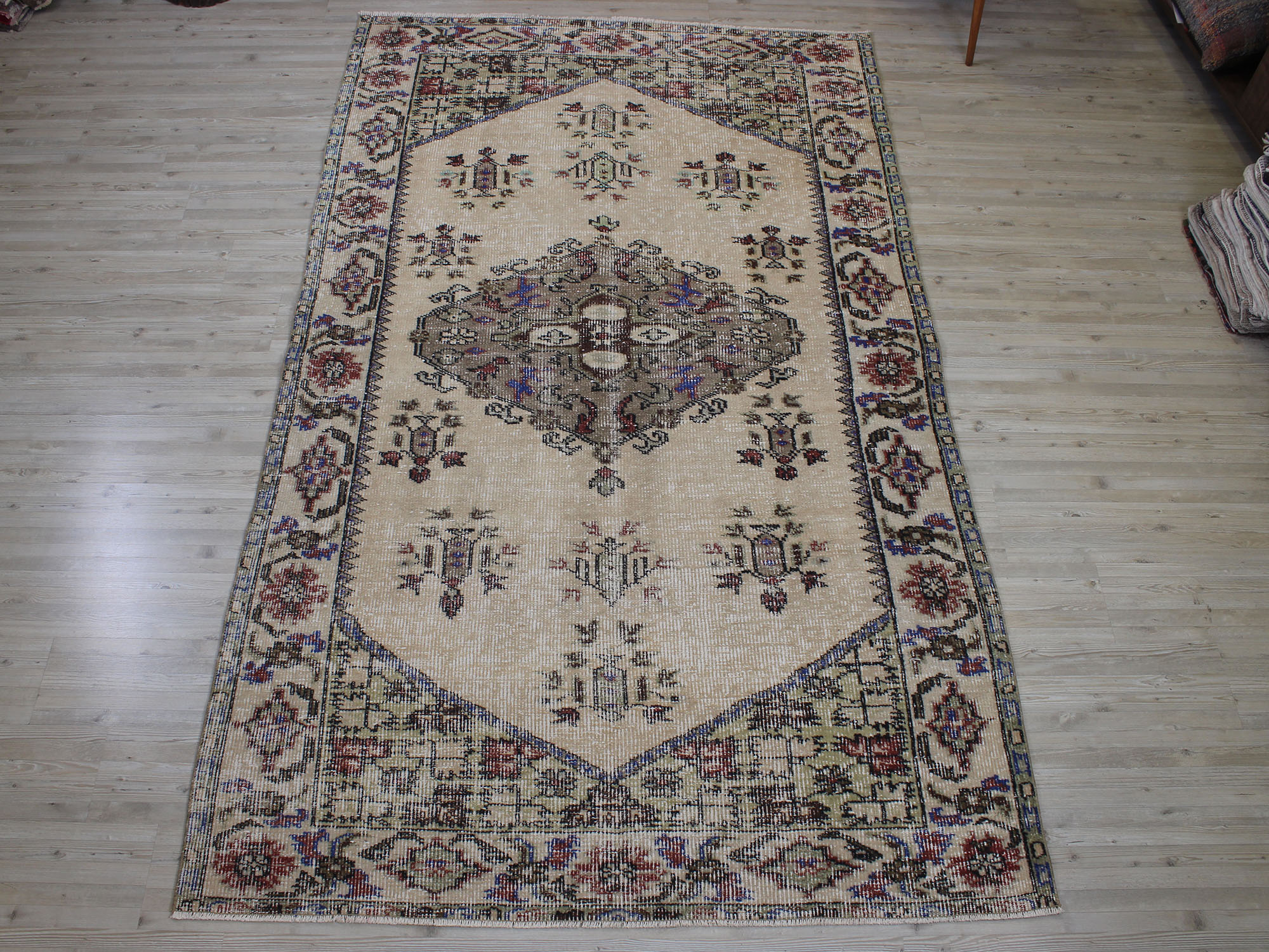 Handmade Wool Rug — detail view 3, handmade vintage rug