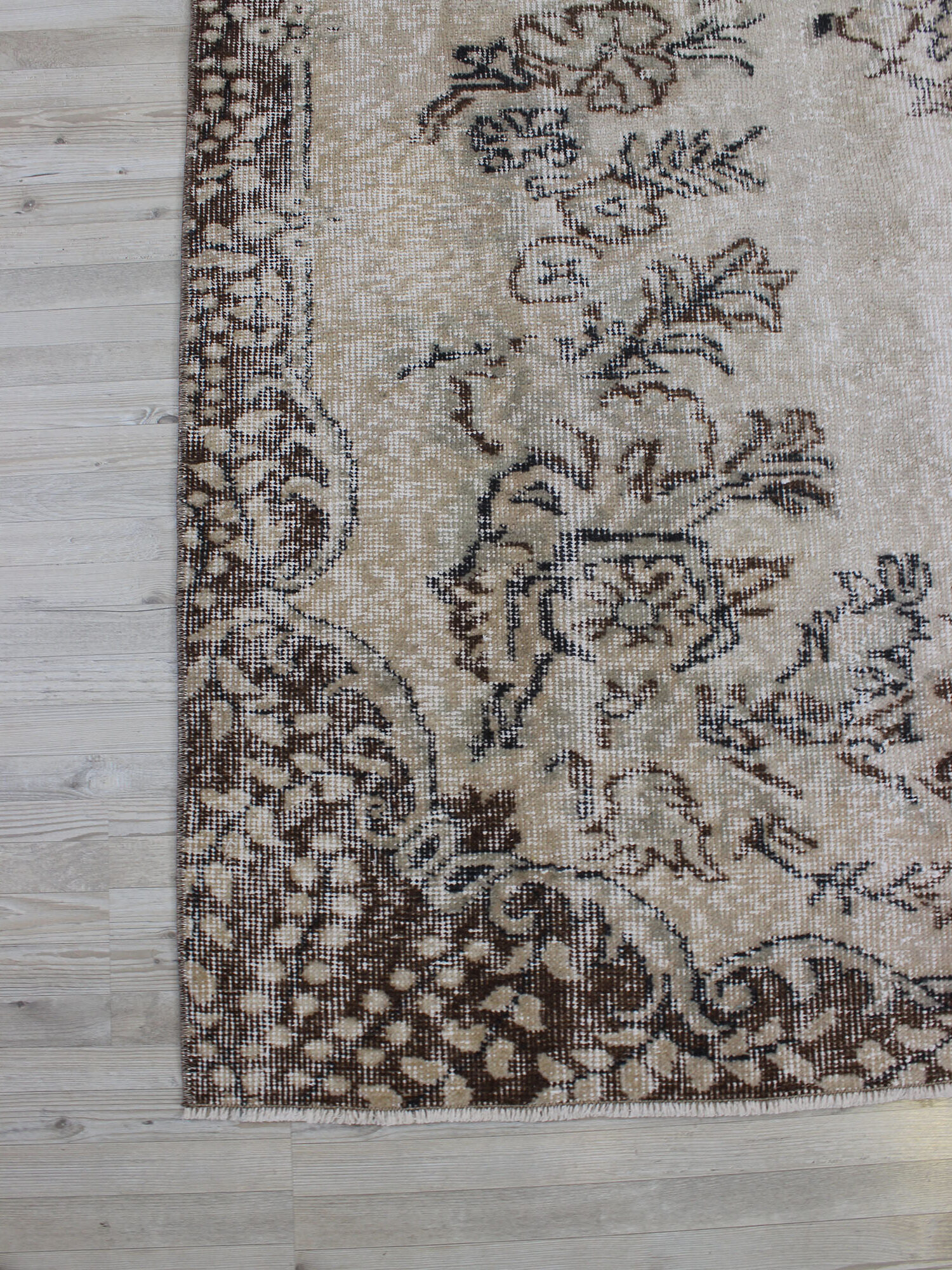 Vintage Handmade Wool Rug — detail view 3, handmade vintage rug