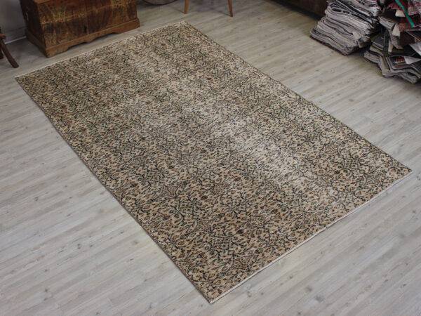 Handmade Rug, Handmade rug, wool & silk wool/weave, size 162 × 250 cm, from Ladik, SKU 10605