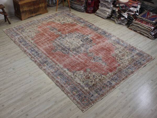 Distressed Handmade Vintage Rug, Handmade rug, wool & cotton wool/weave, size 215 × 318 cm, from Anatolia, SKU 10627