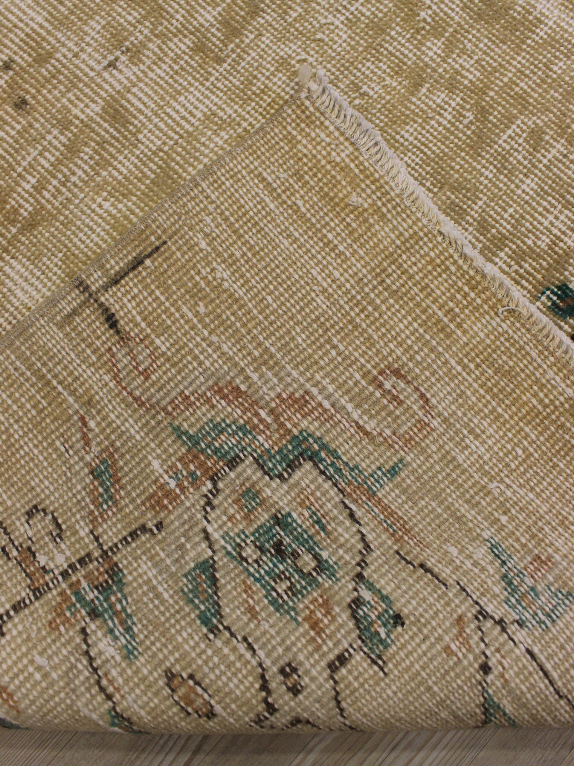 Vintage Hand-Woven Wool Rug — detail view 3, handmade vintage rug