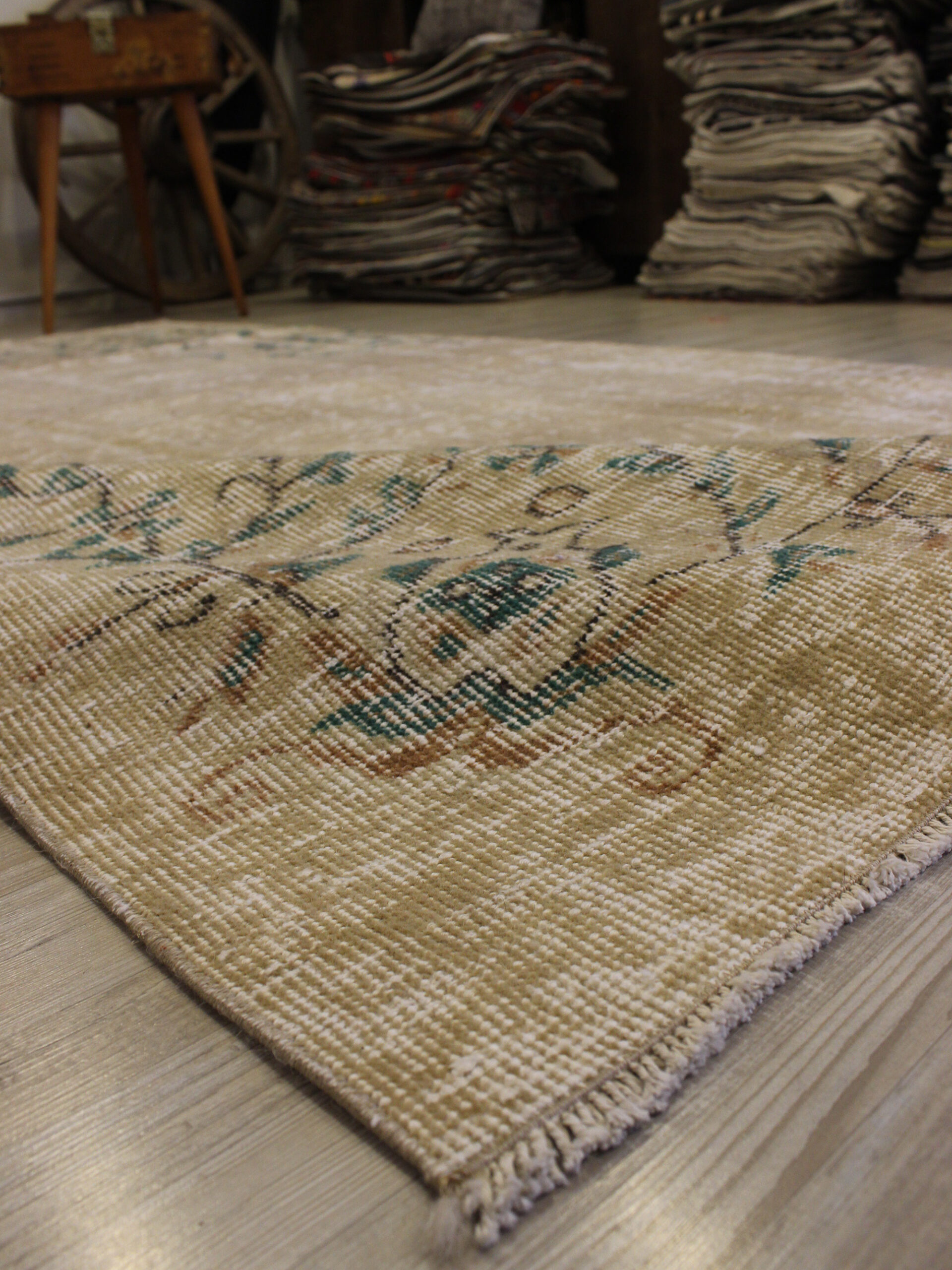 Vintage Hand-Woven Wool Rug — detail view 4, handmade vintage rug