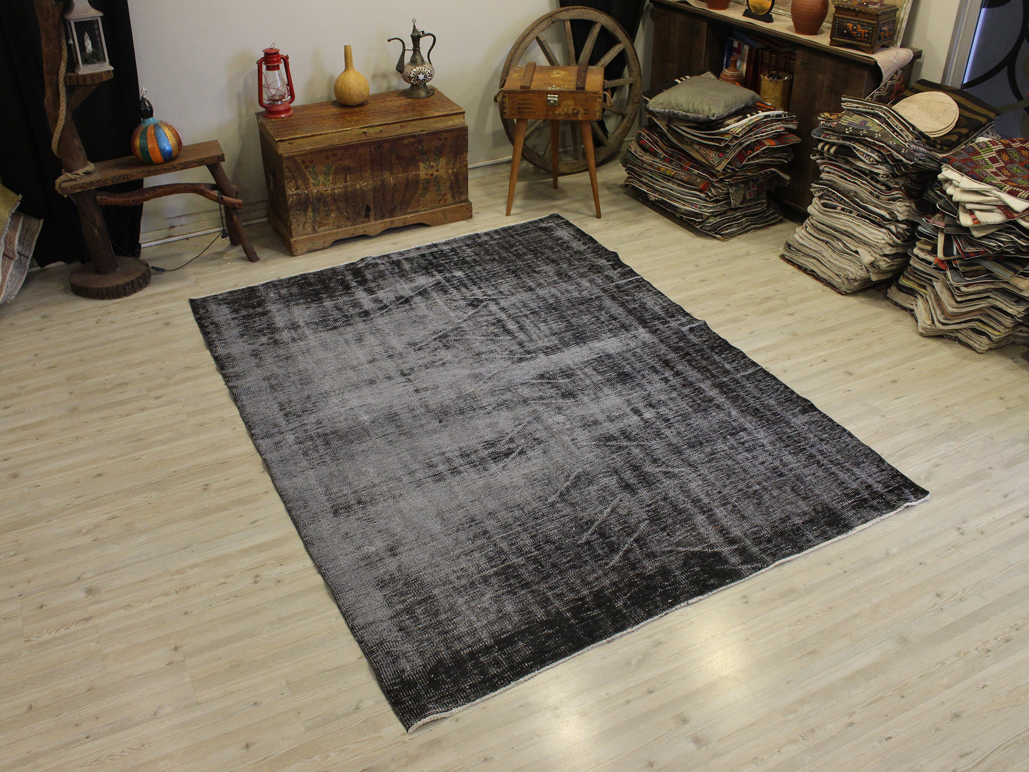 El Yapımı Yün Vintage Halı 178 x 237 cm 10650