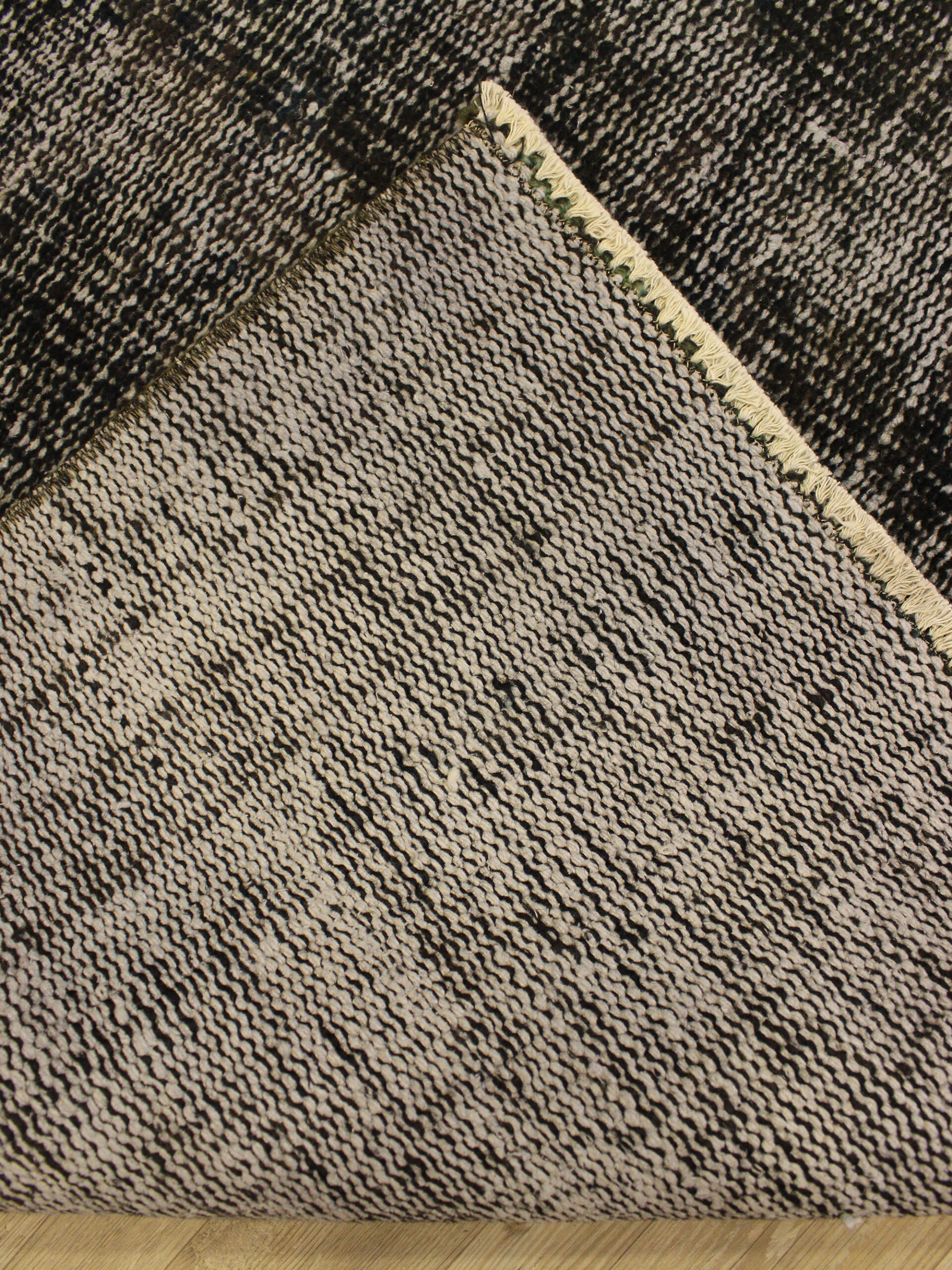 Distressed Vintage Wool Rug — detail view 3, handmade vintage rug