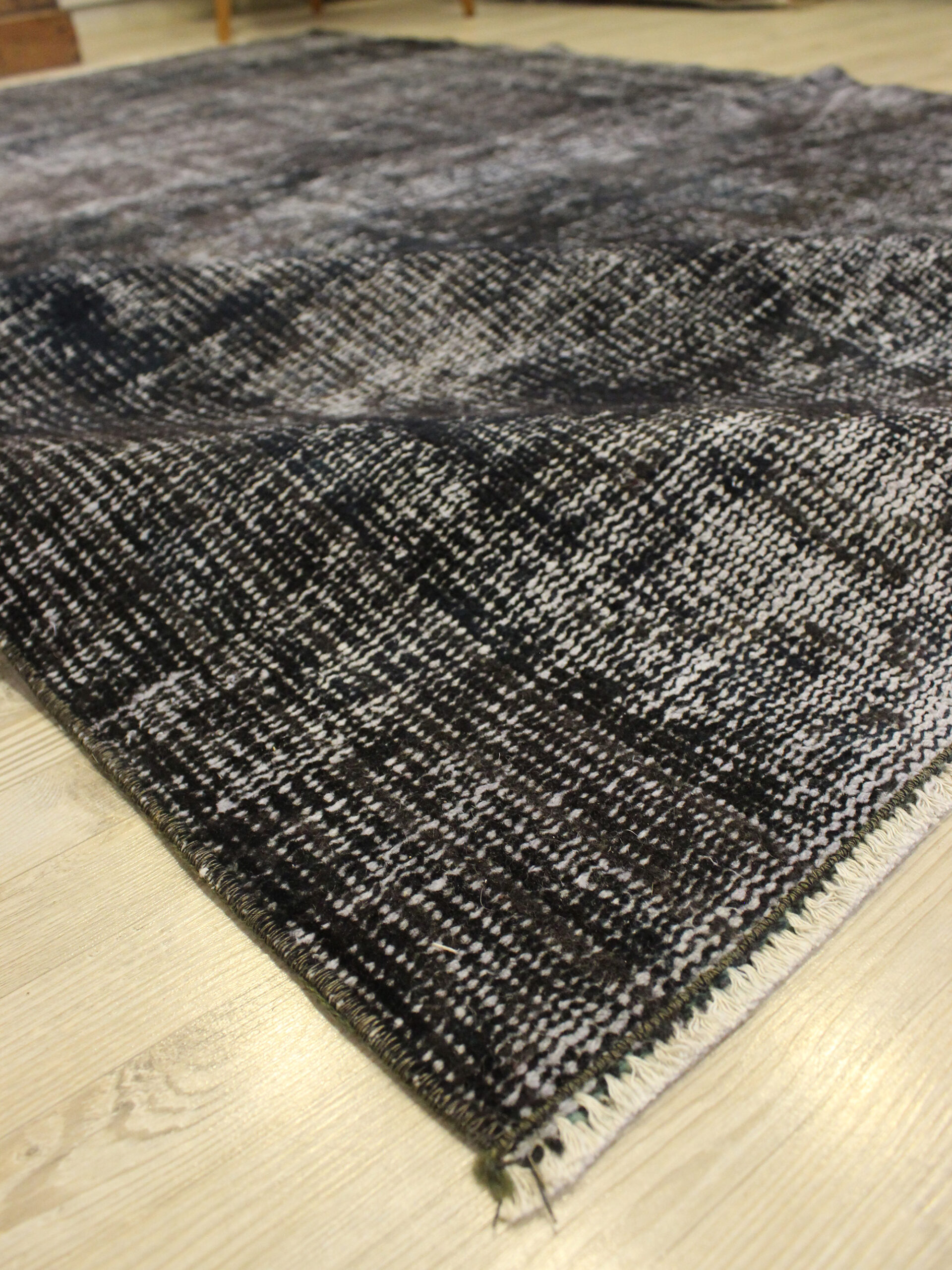 Distressed Vintage Wool Rug — detail view 4, handmade vintage rug