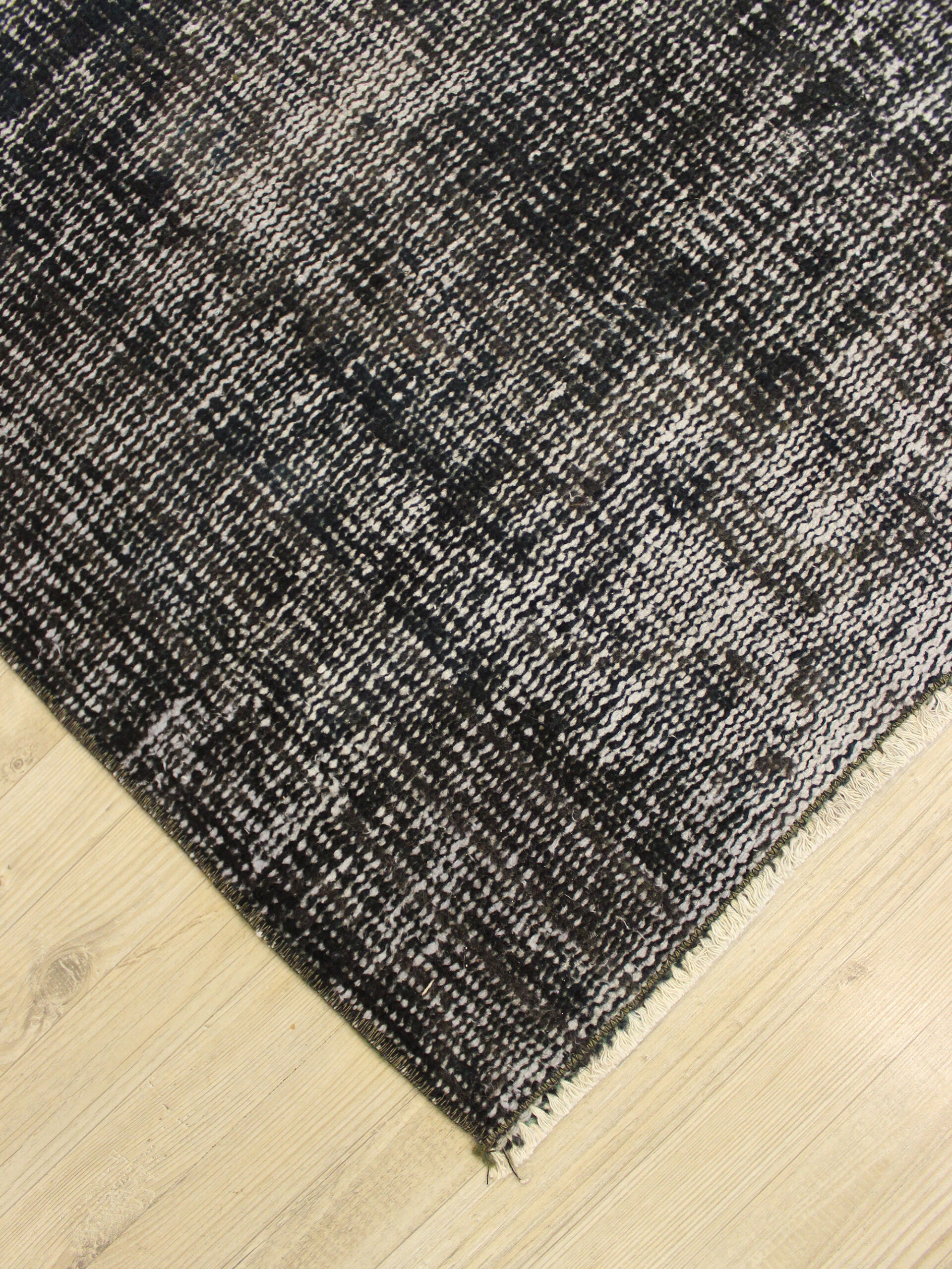 Distressed Vintage Wool Rug — detail view 5, handmade vintage rug