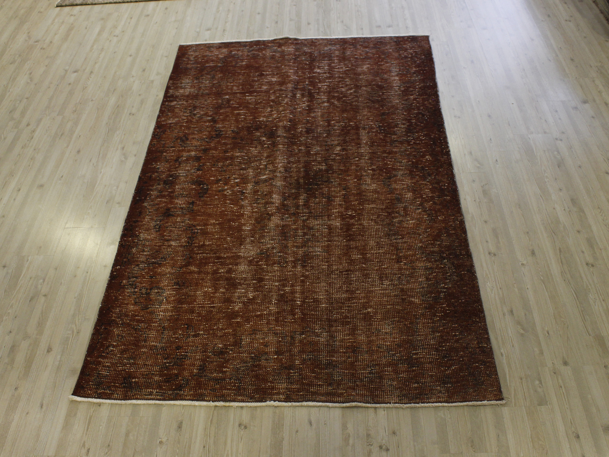Vintage-Style Handmade Wool Rug — detail view 3, handmade vintage rug