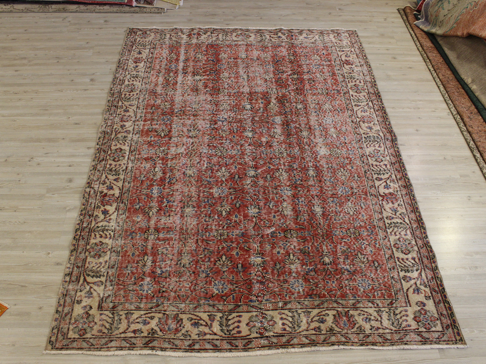 Vintage Rug — detail view 3, handmade vintage rug