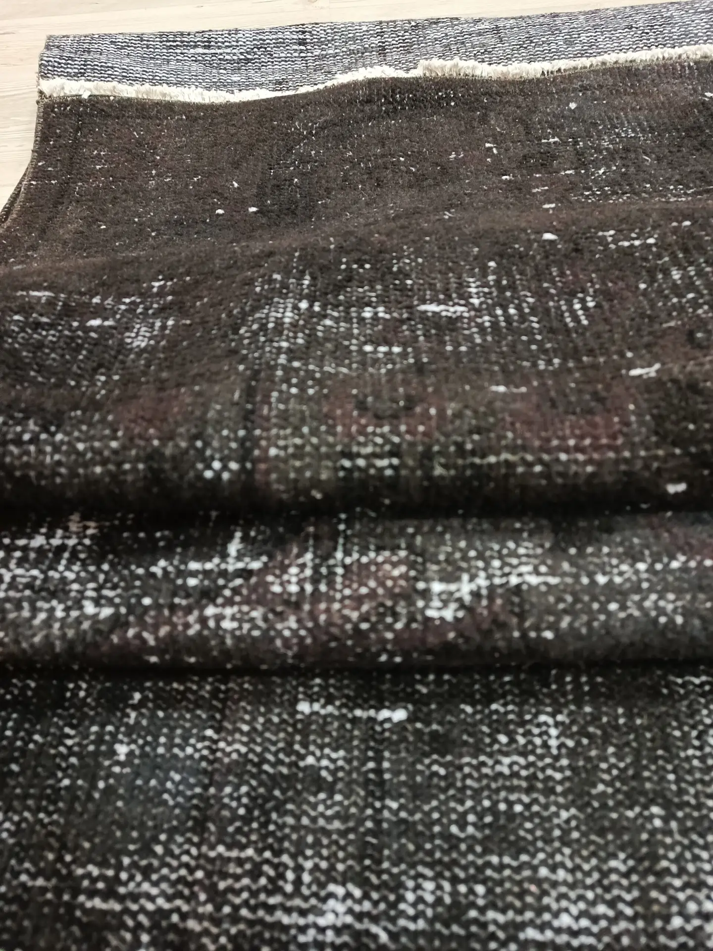 100% Handwoven Vintage Rug — detail view 3, handmade vintage rug