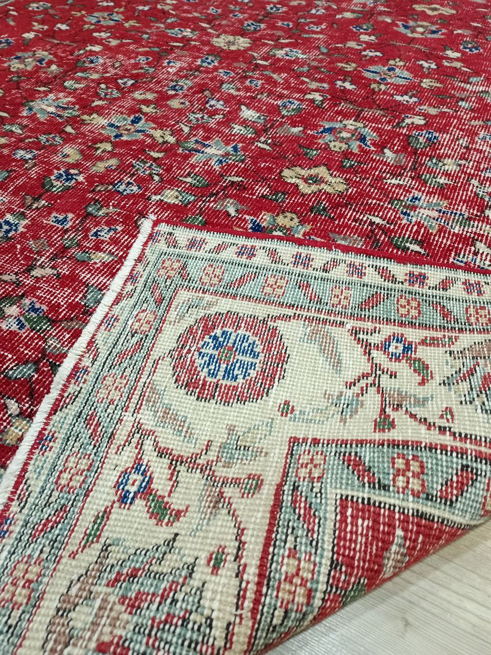 100% Wool Natural Vintage Rug — detail view 2, handmade vintage rug
