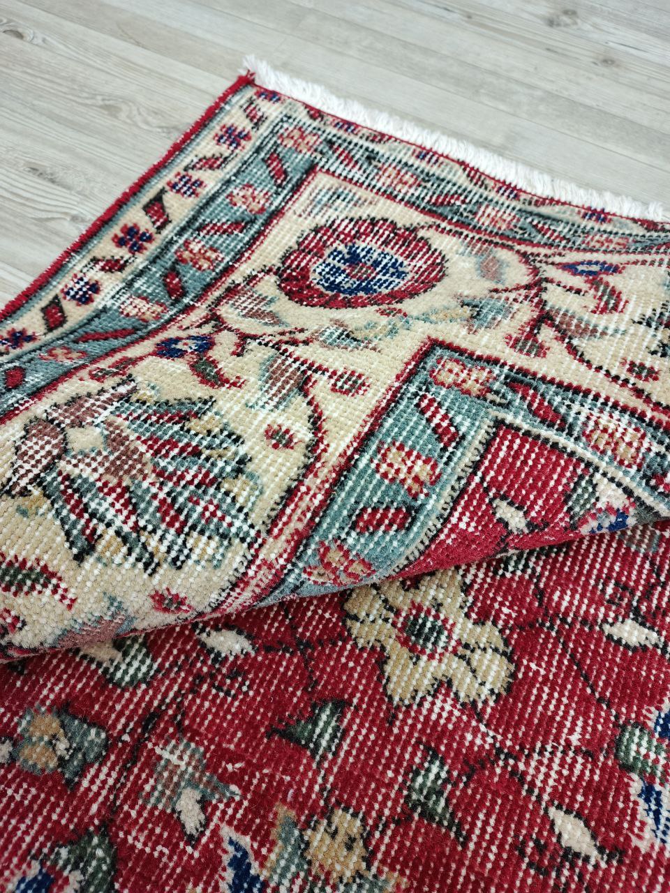 100% Wool Natural Vintage Rug — detail view 3, handmade vintage rug