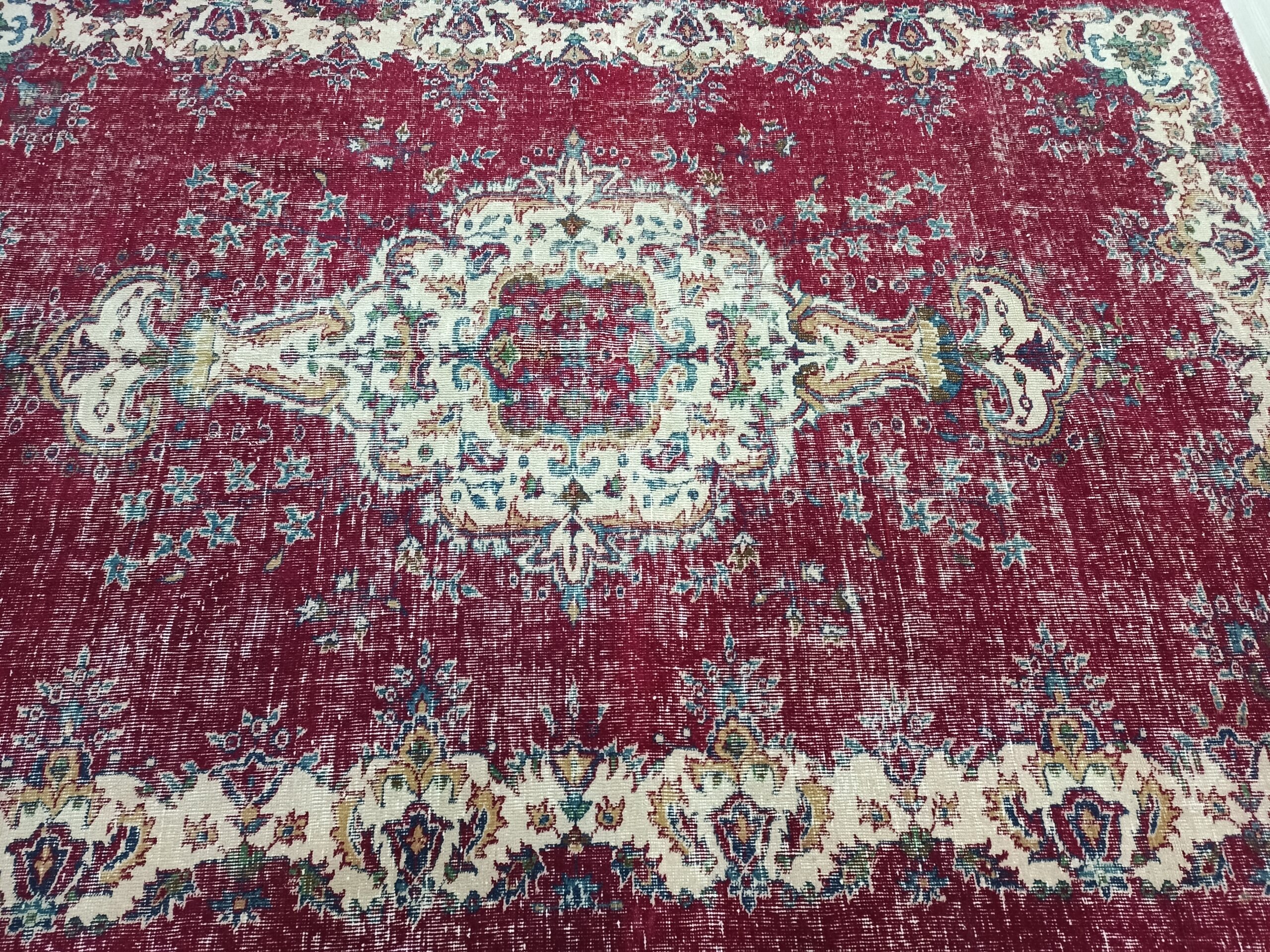 Handwoven Natural Wool Vintage Rug — detail view 4, handmade vintage rug