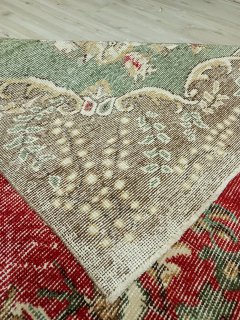 Distressed 100% Wool Rug — detail view 3, handmade vintage rug