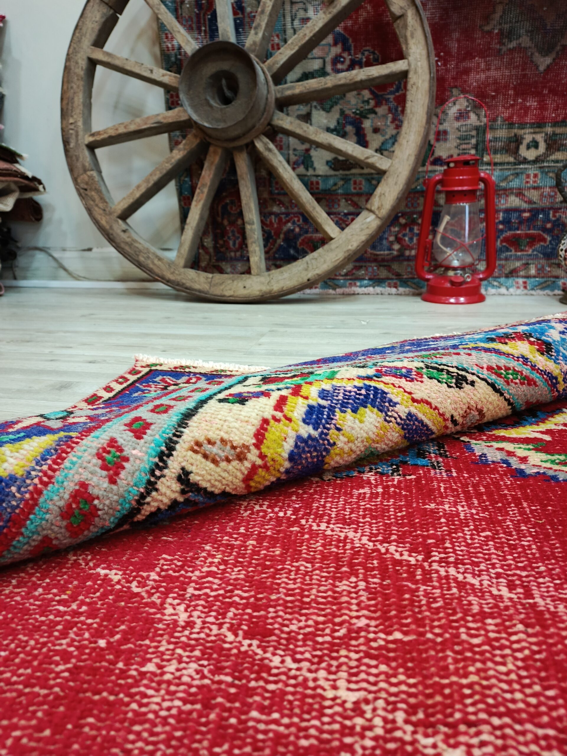 Vintage 100% Wool Rug — detail view 4, handmade vintage rug