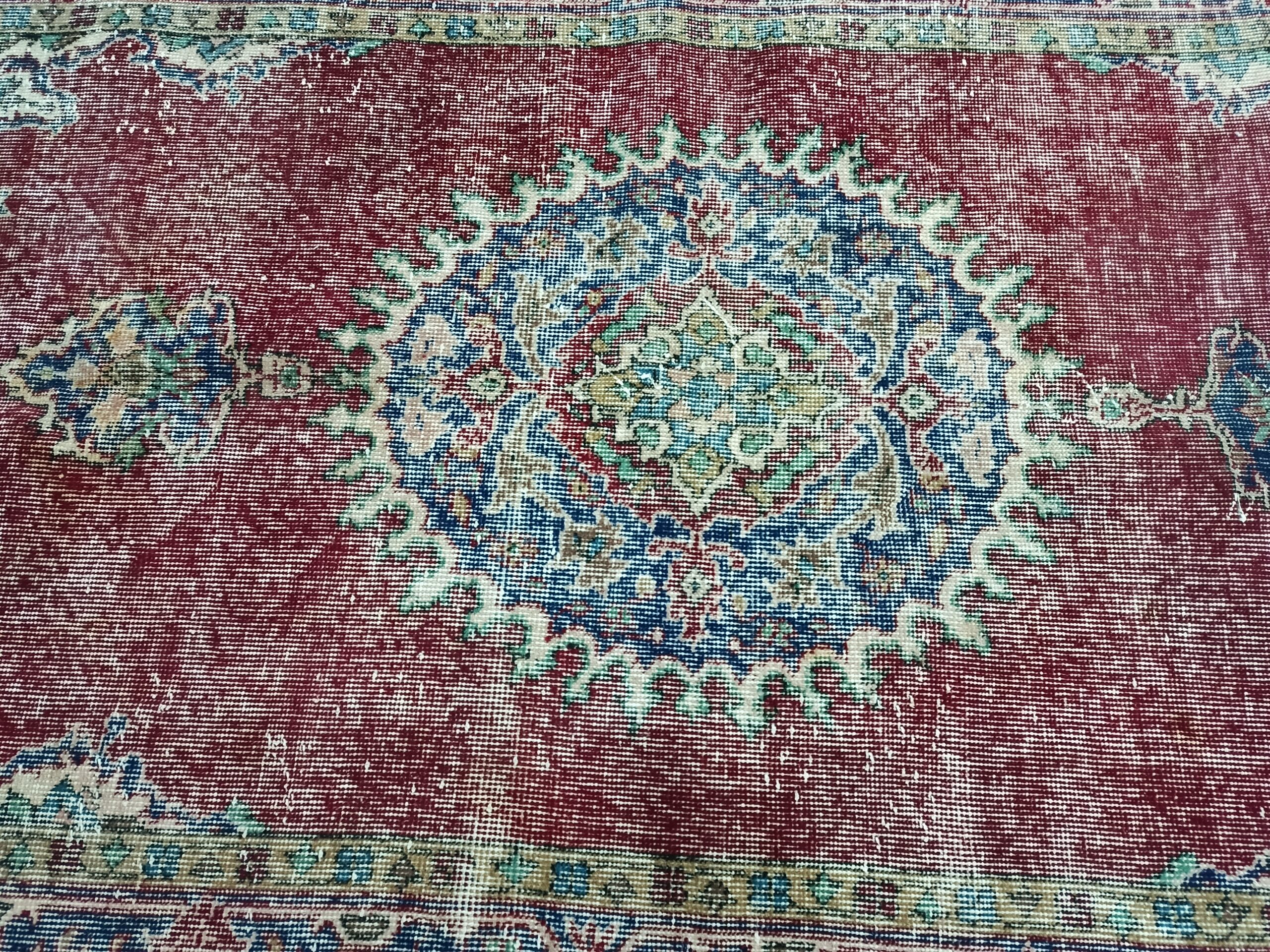 100% Handwoven Vintage Rug — detail view 3, vintage vintage rug